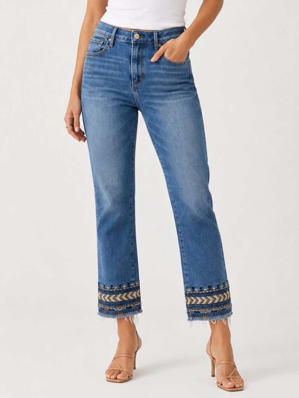 Driftwood Colette Crop Jeans Women’s 28 Straight Leg Aztec Embroidered Cuff